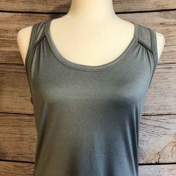Athleta Velocity Tank - Picture 3 of 10